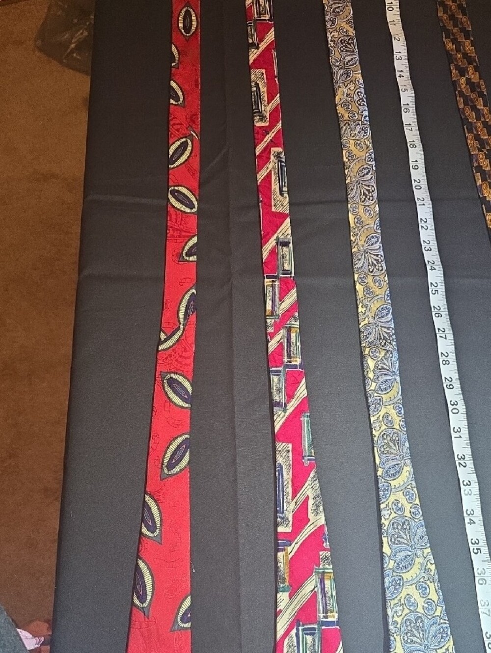 Lot of 6 Robert Talbott men’s silk ties. - Picture 10 of 16